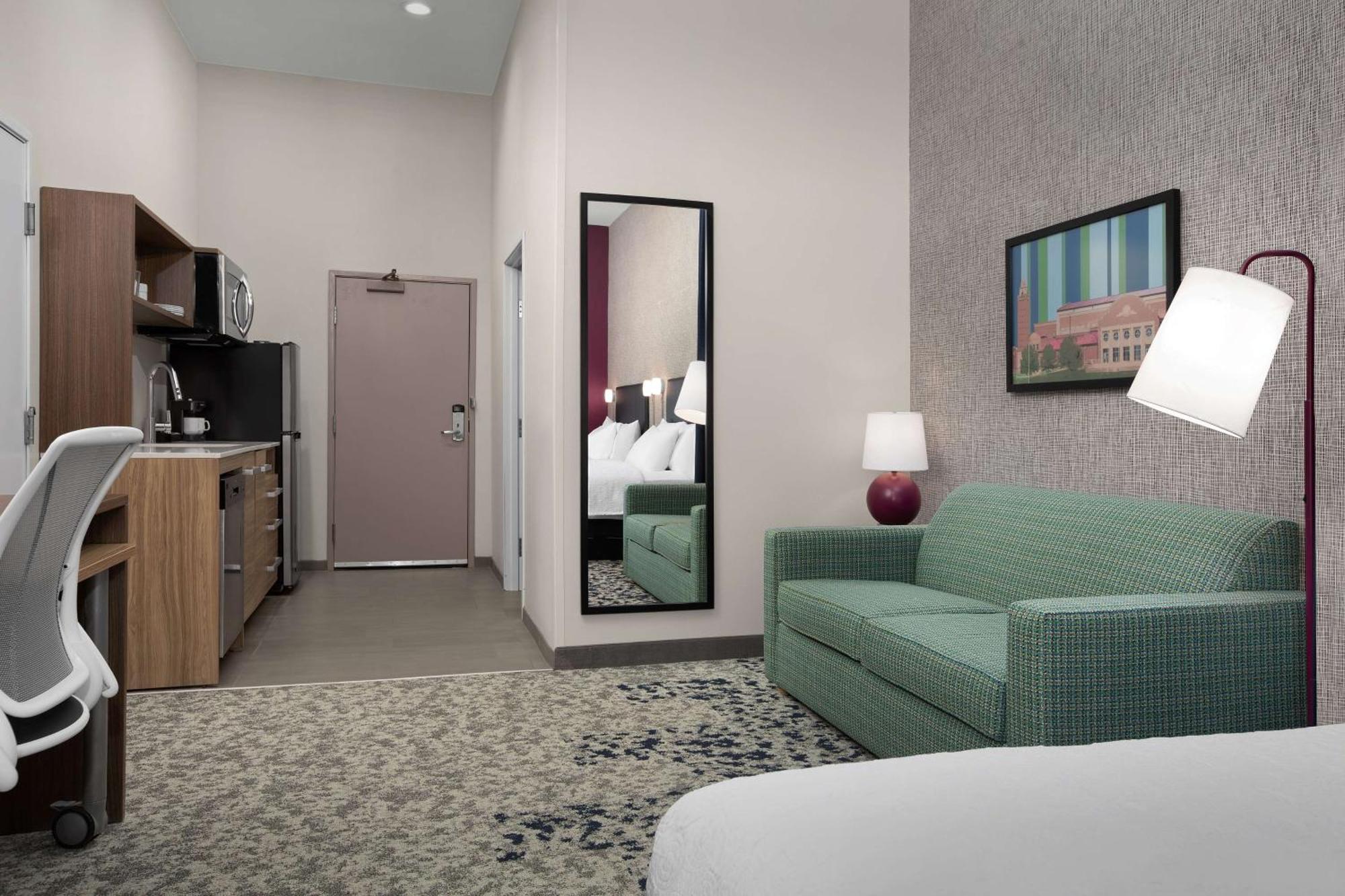 Home2 Suites By Hilton Lubbock University Exterior photo