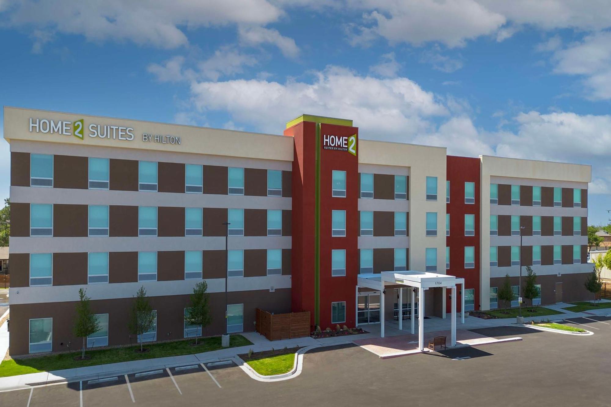 Home2 Suites By Hilton Lubbock University Exterior photo